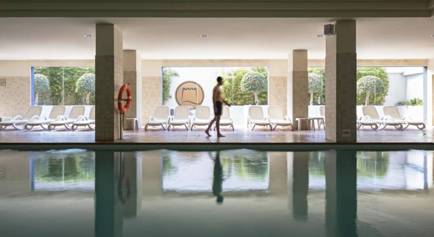 Aparthotel-Ilunion-Miramar-Pool-60