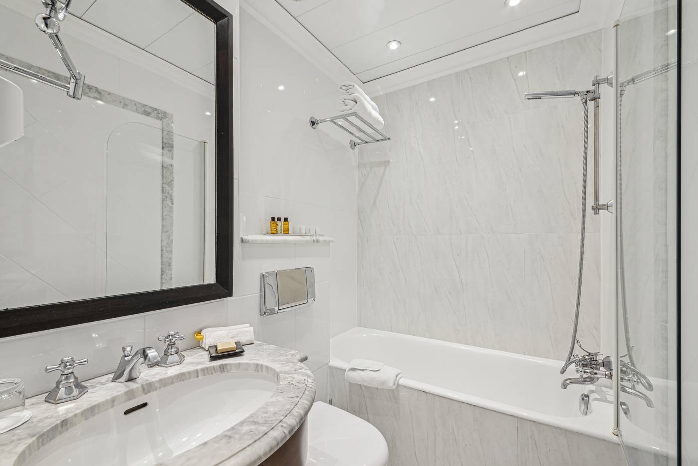 Victoires-Opera-Room-26