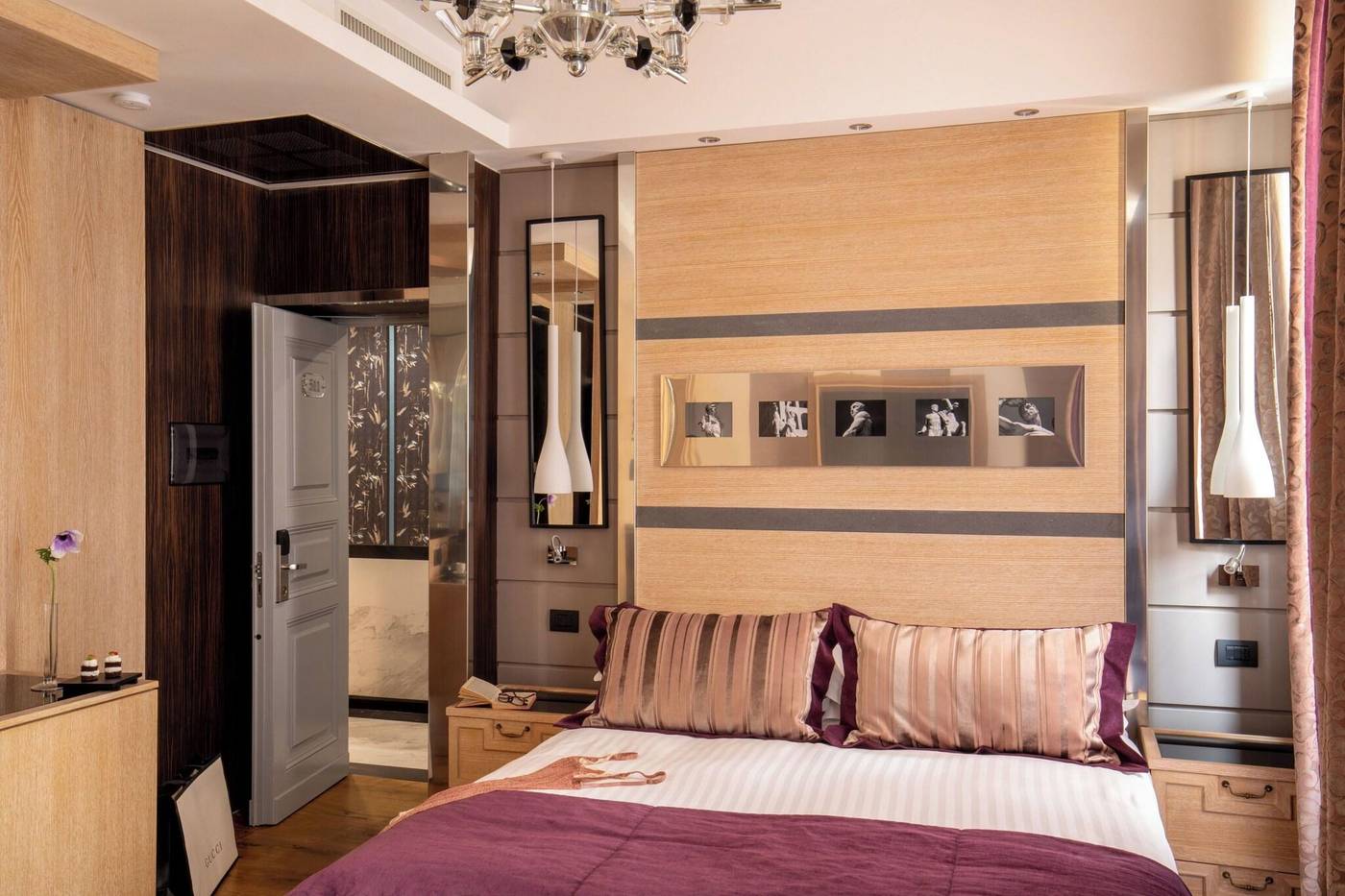 Inn-At-The-Spanish-Steps-Room-48