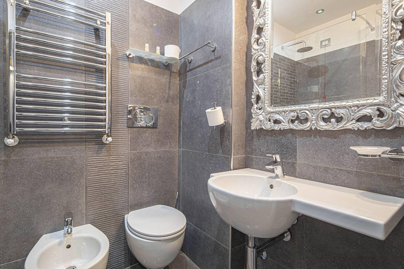 Domus-Castrense-Room-31