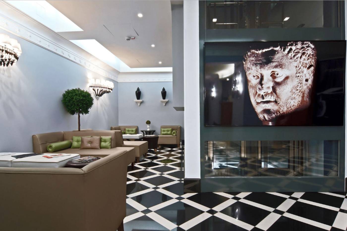 Lunetta-Roma-Lobby-9