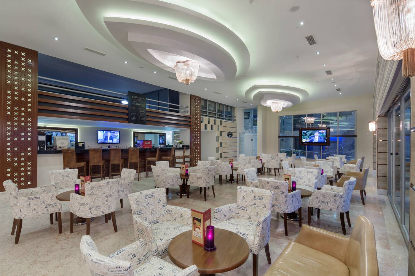 Alaiye-Kleopatra-Hotel-Bar-20