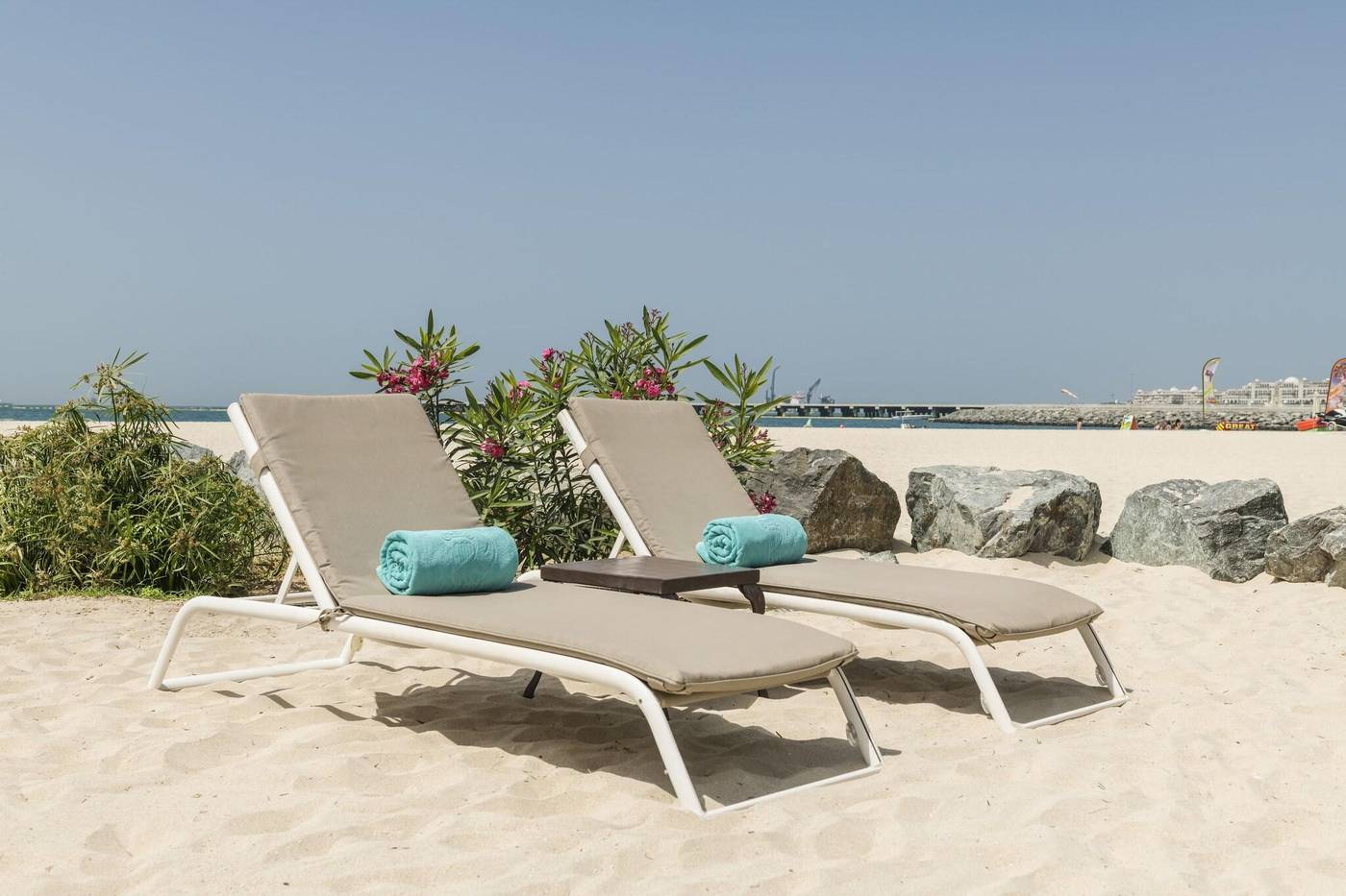 Le-Royal-Meridien-Beach-Resort-and-Spa-Beach-106