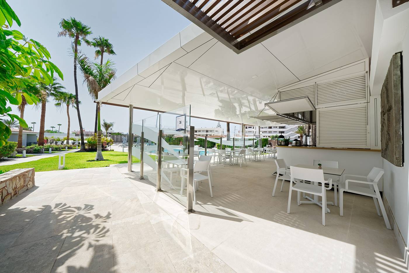 Relaxia-Los-Girasoles--Bungalows--Terrace-13