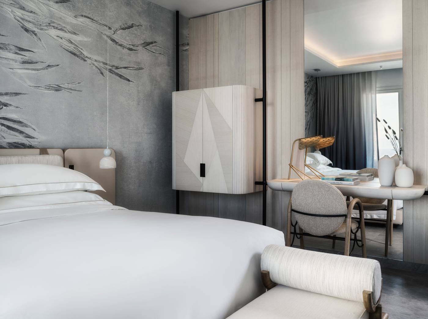 Deos-Mykonos---A-Myconian-Collection-Hotel-Room-25