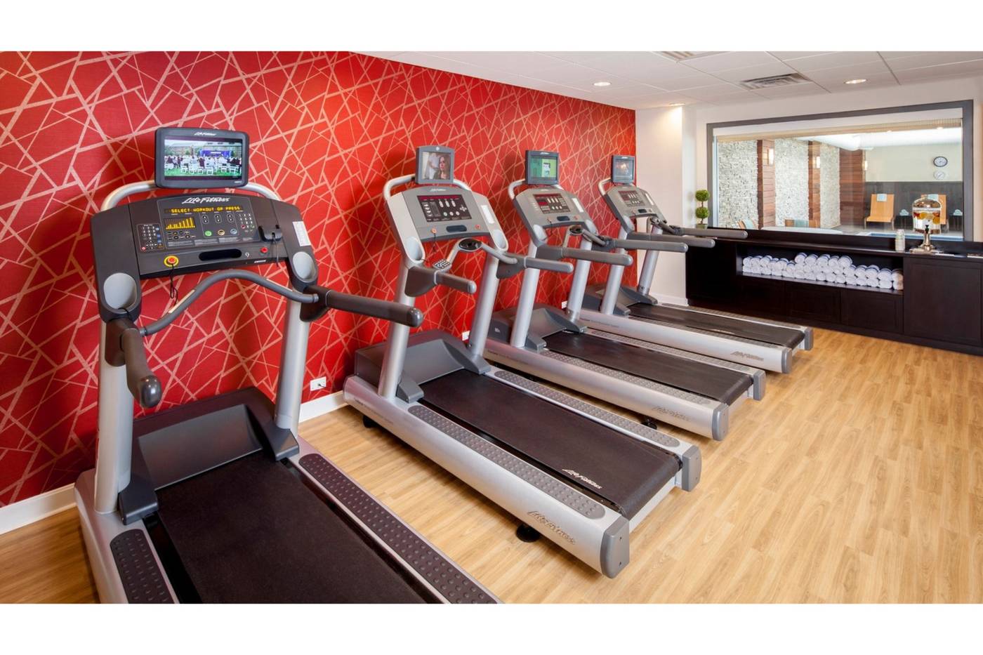 Courtyard-Boston-Brookline-Sports-and-Entertainment-28