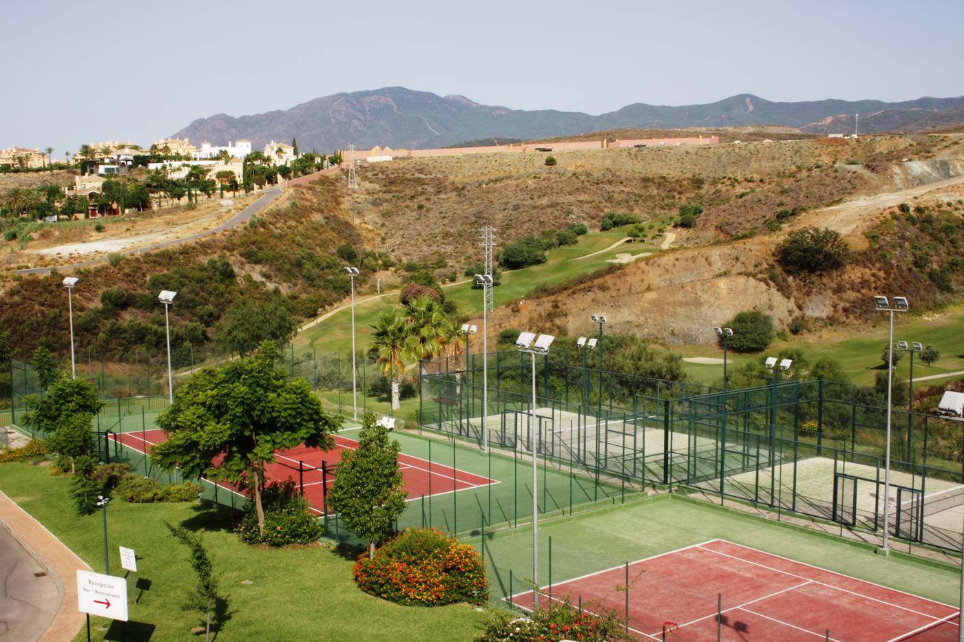 Colina-del-Paraiso-Sports-and-Entertainment-60