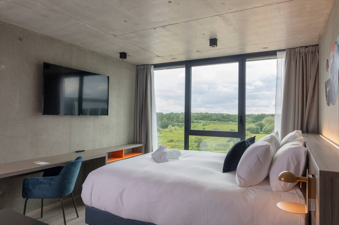 Ki-Space-Hotel---Spa-near-Disneyland-Paris-Room-49