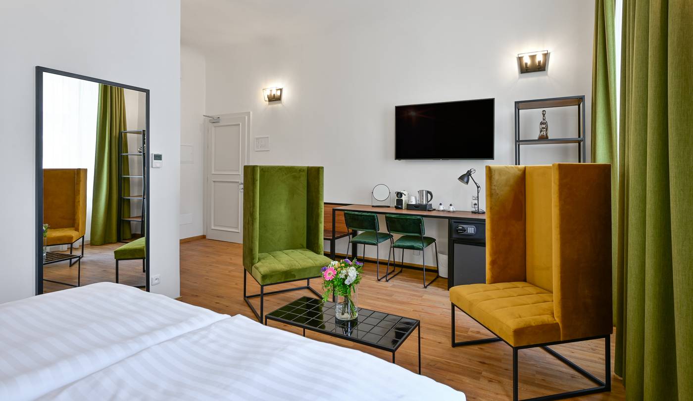 Hotel-Garden-Court-Room-5