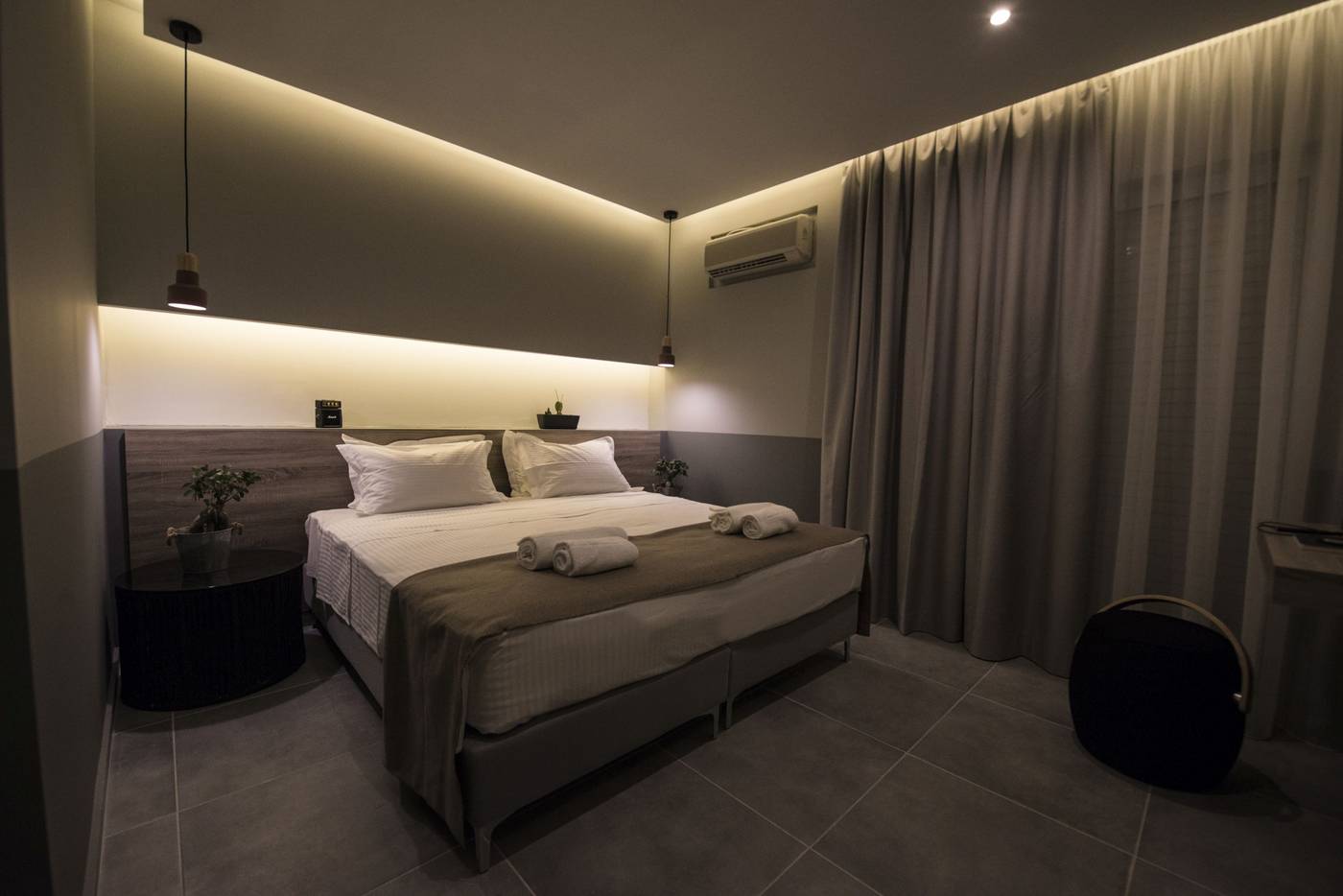 Golden-Star-Room-18