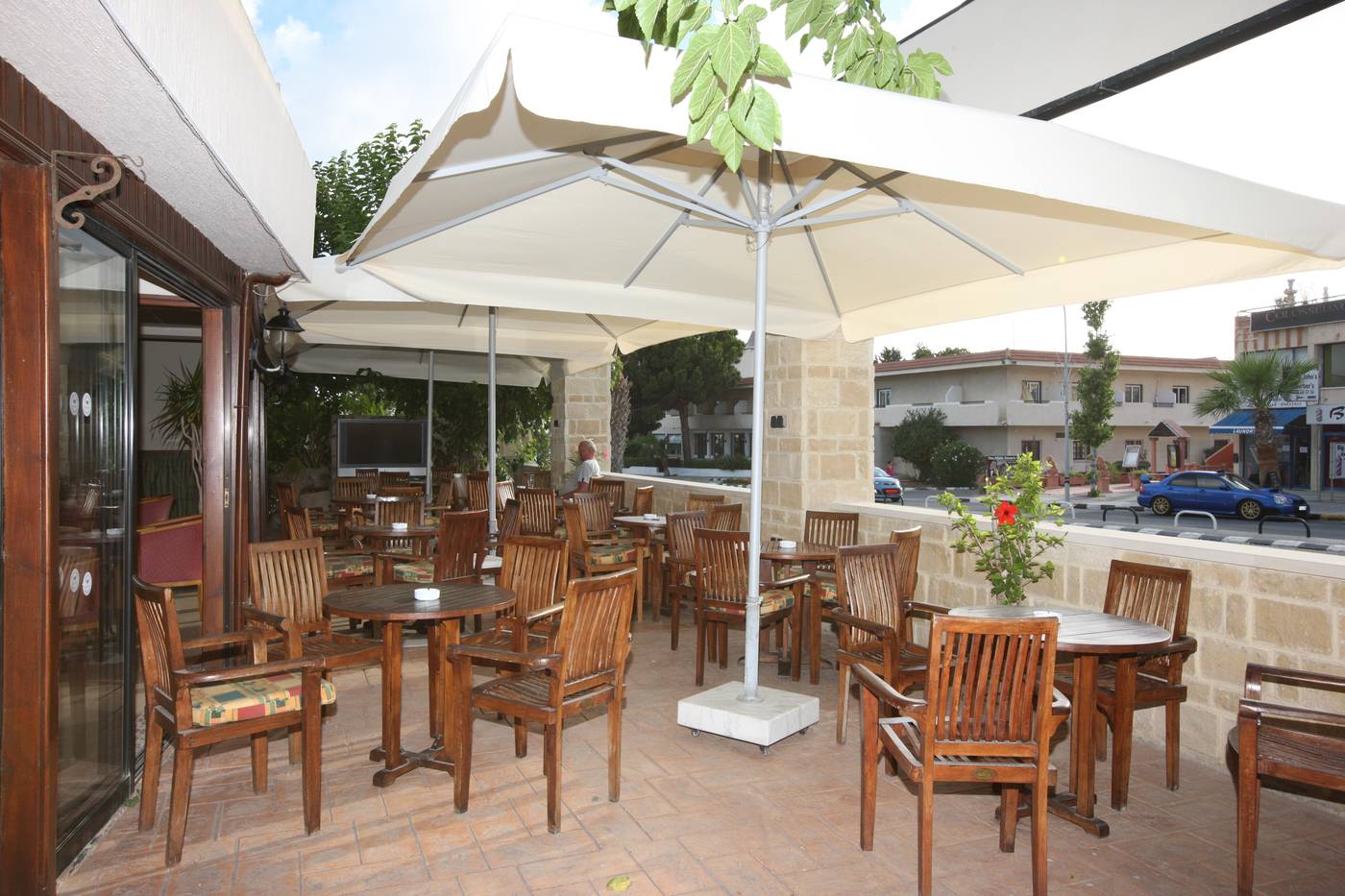 Veronica-Hotel-Terrace-10