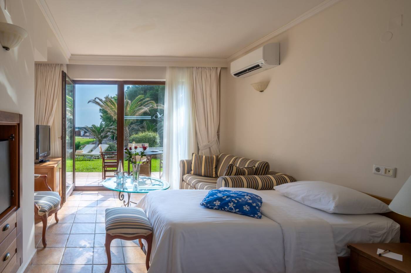 Aquila-Rithymna-Beach-Room-30