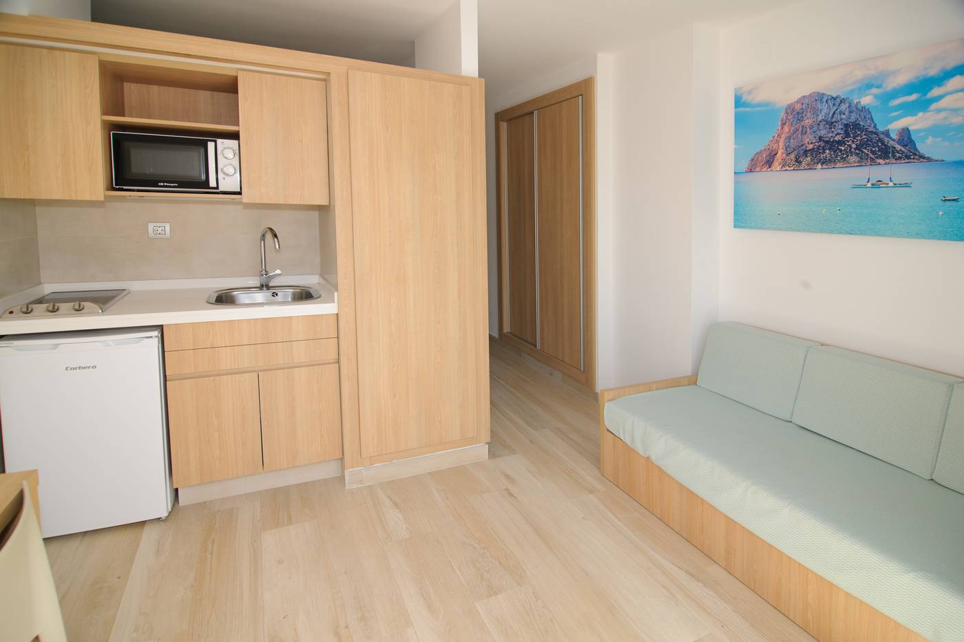 Central-Park-Room-17