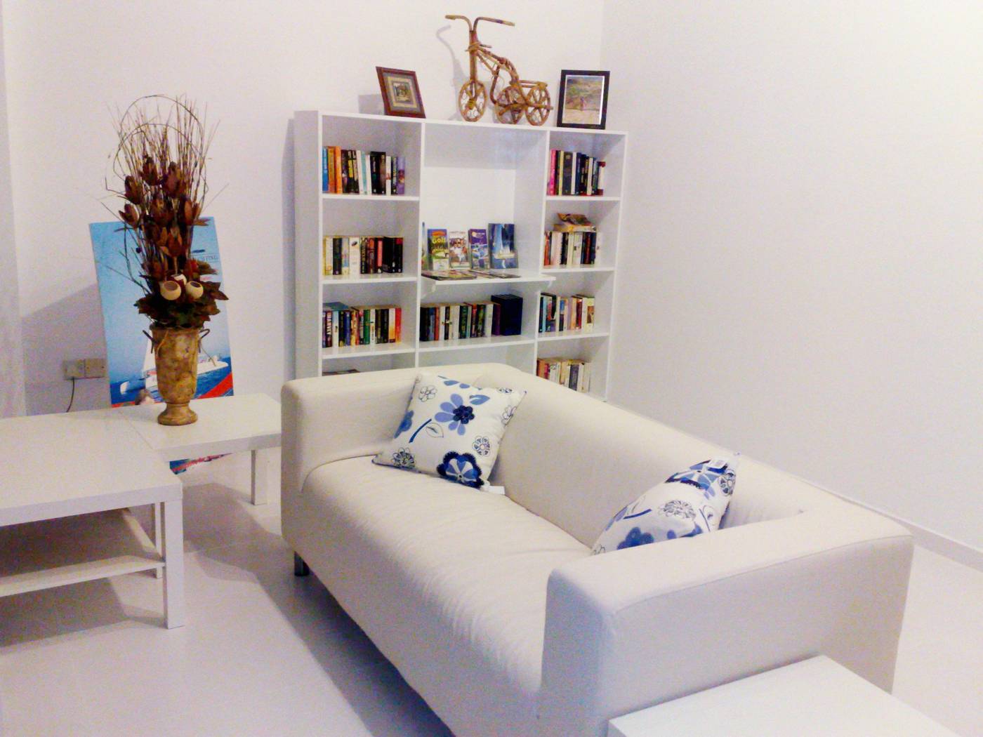 Hilltop-Gardens-Lobby-11