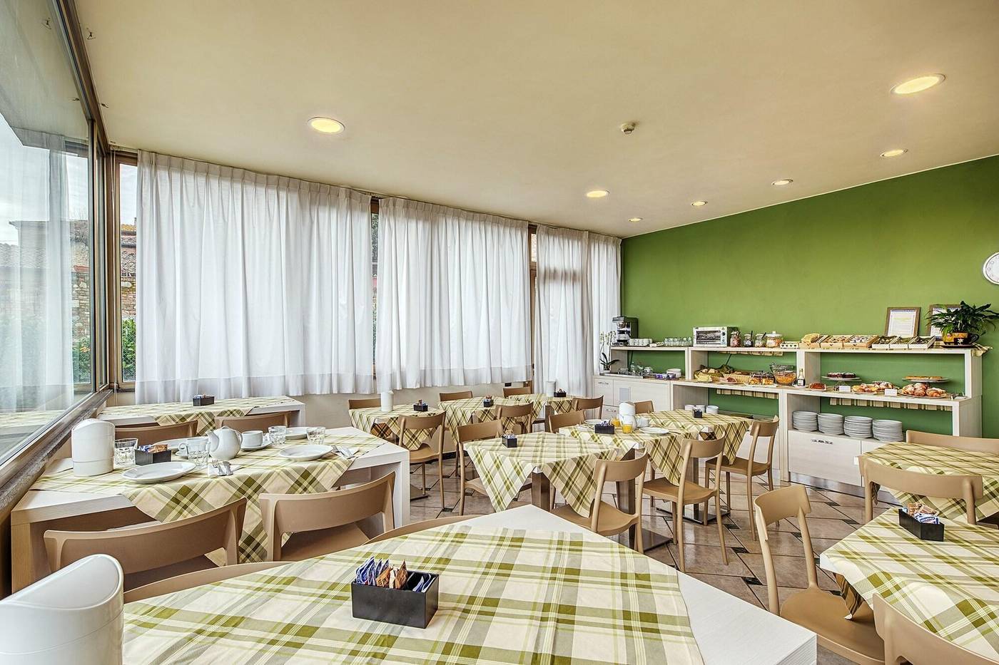 Castello-Restaurant-15