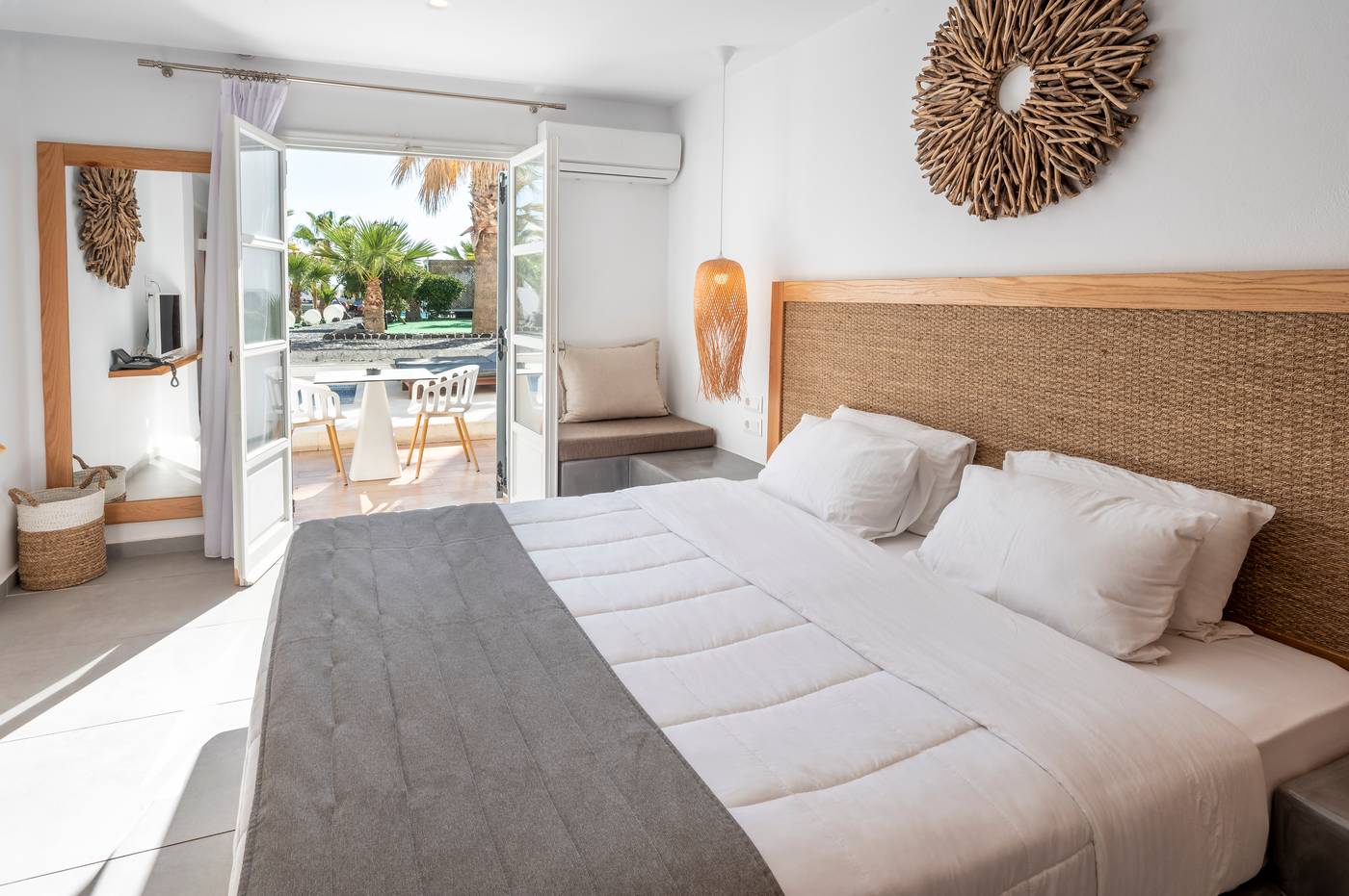 SMY-Mediterranean-White---Adults-Only-Room-26