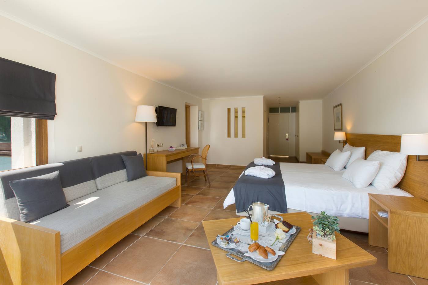 Corfu-Holiday-Palace-Room-30