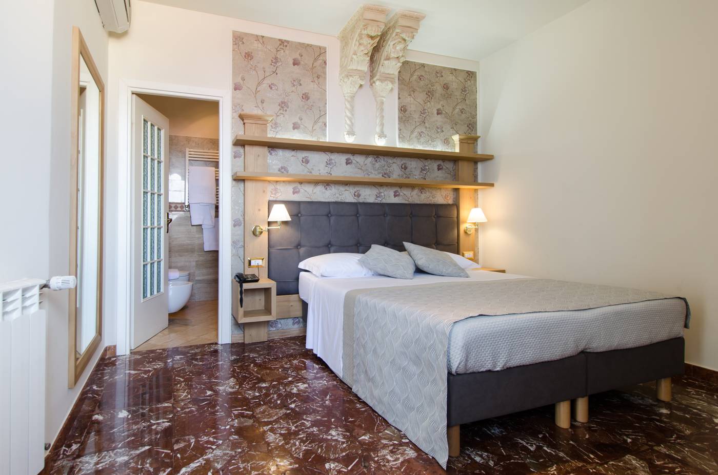 Splendid Hotel Taormina-Italy-TAORMINA-Room-9