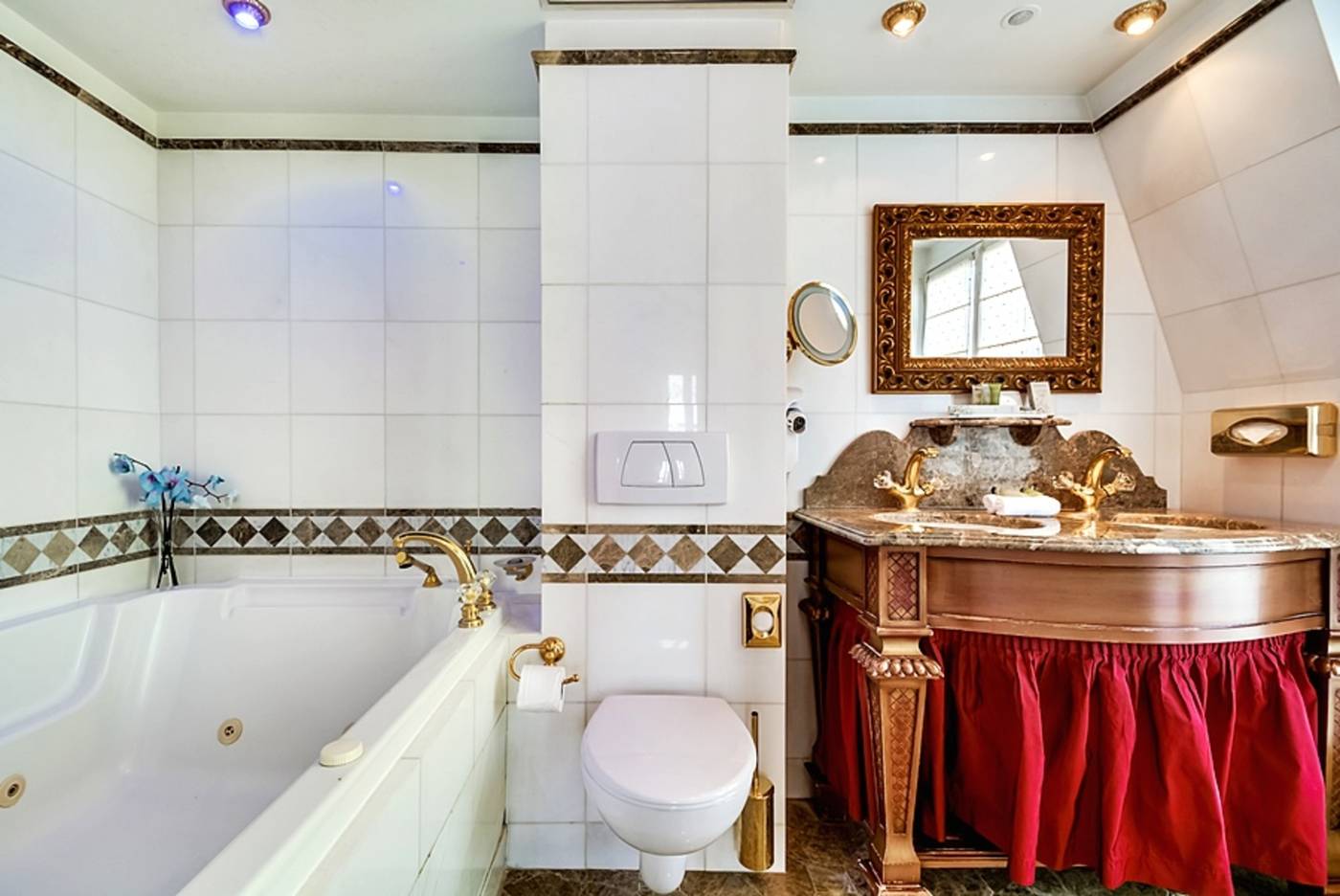 Villa Royale-France-PARIS-Room-3