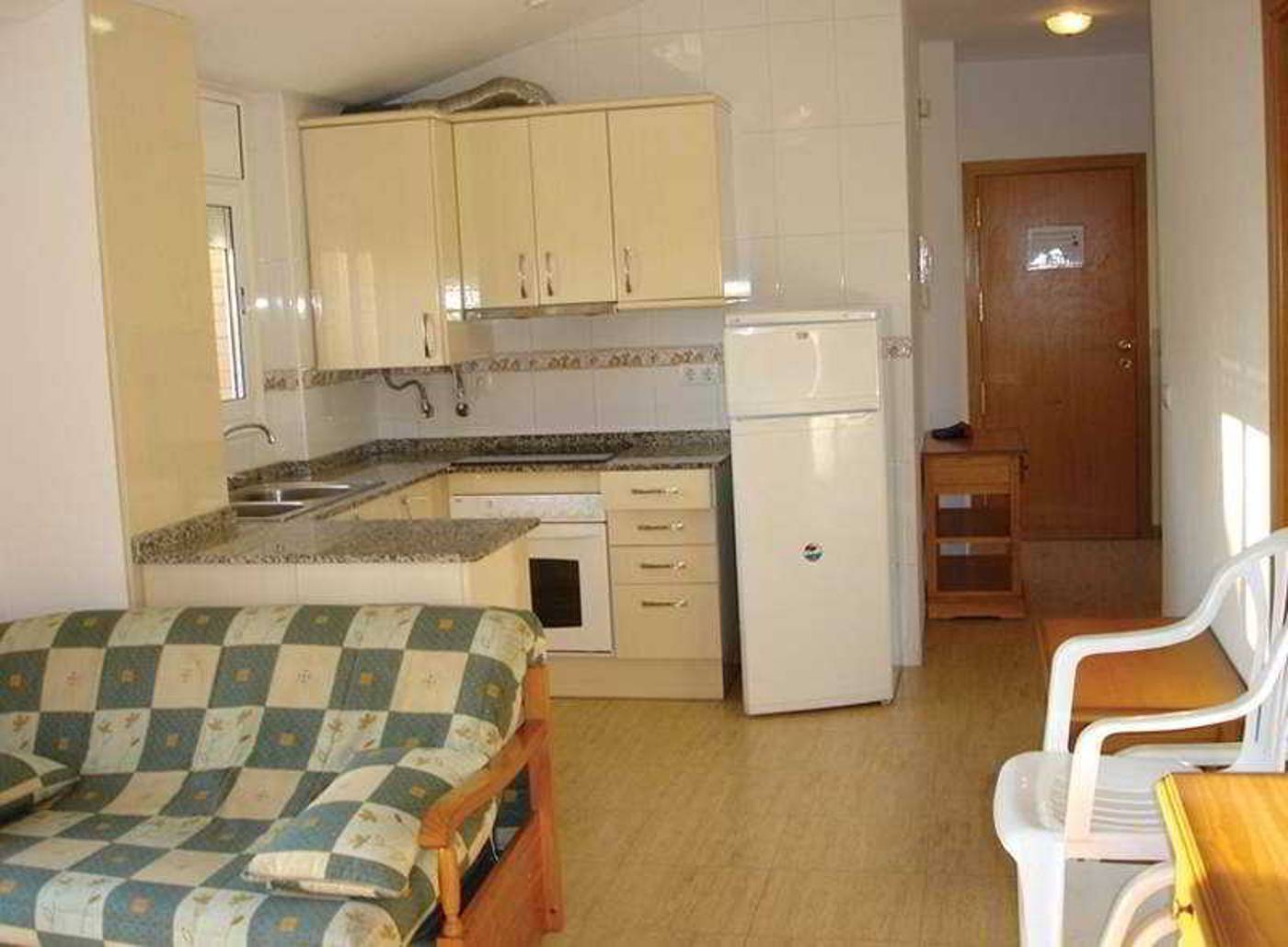 Villa-de-Madrid-Room-17