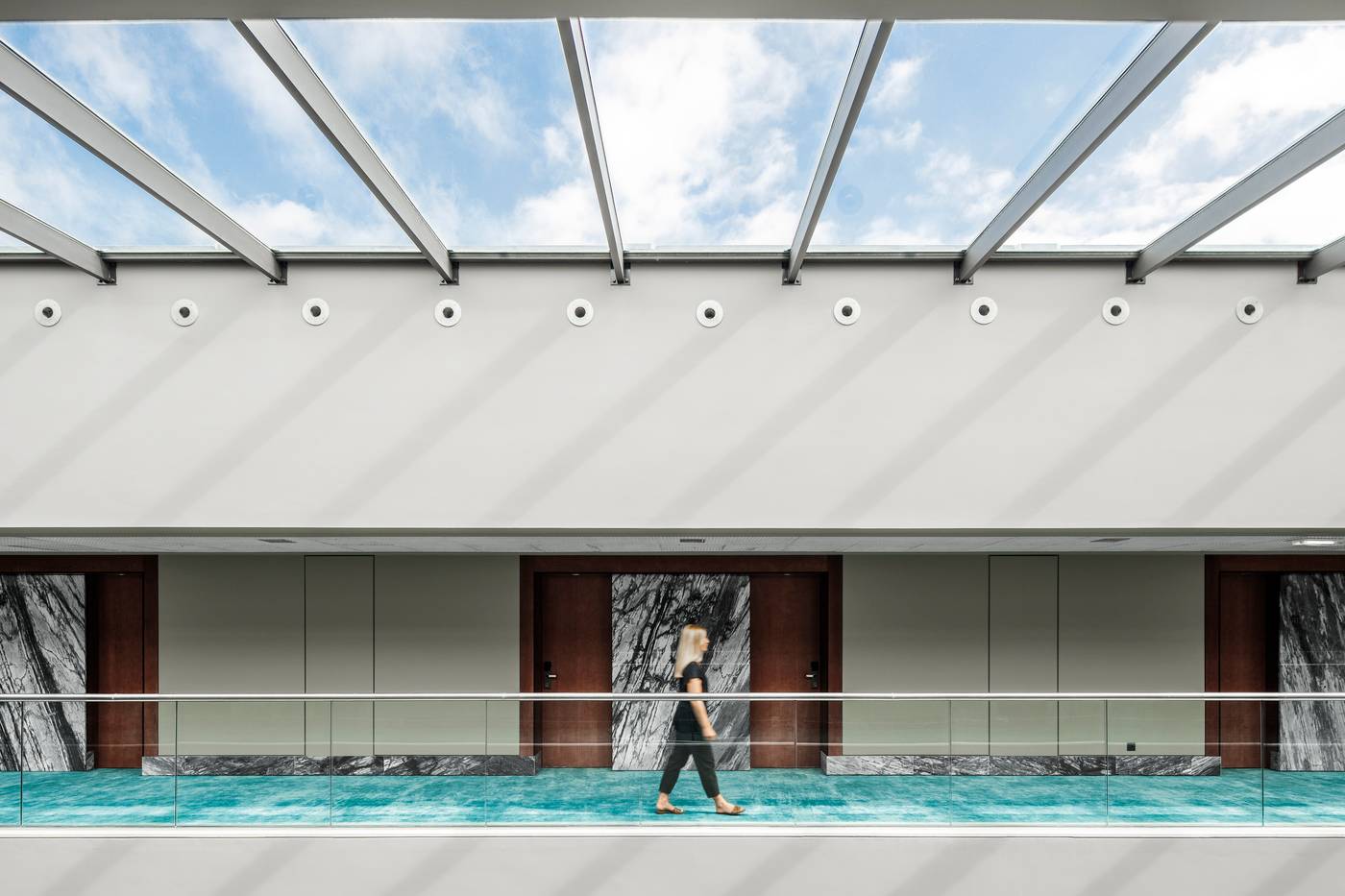 Azoris-Royal-Garden-Leisure---Conference-Hotel-Lobby-77