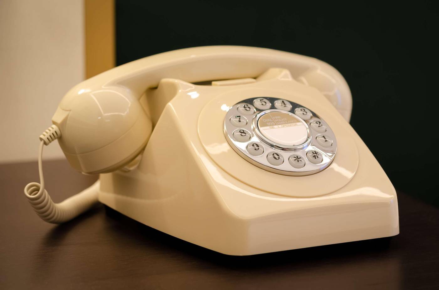 The-Emerald-House-Lisbon--Curio-Collection-by-Hilt-Room-64