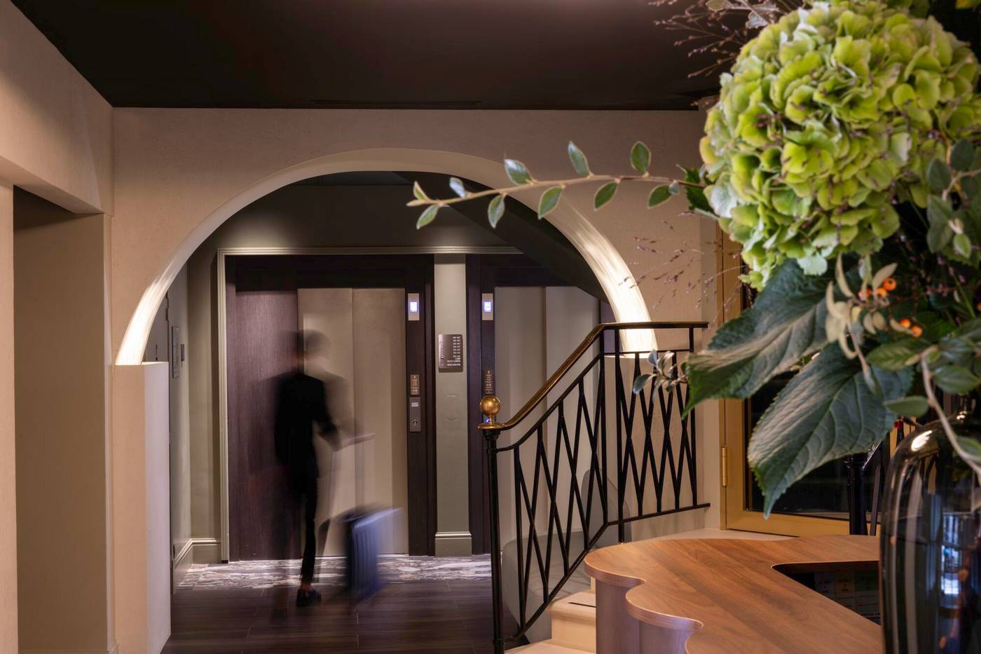 Hotel-L-Ormaie-Lobby-10