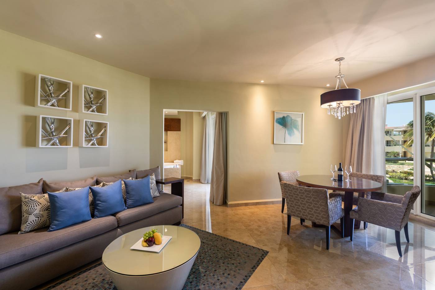 Moon-Palace-Room-41