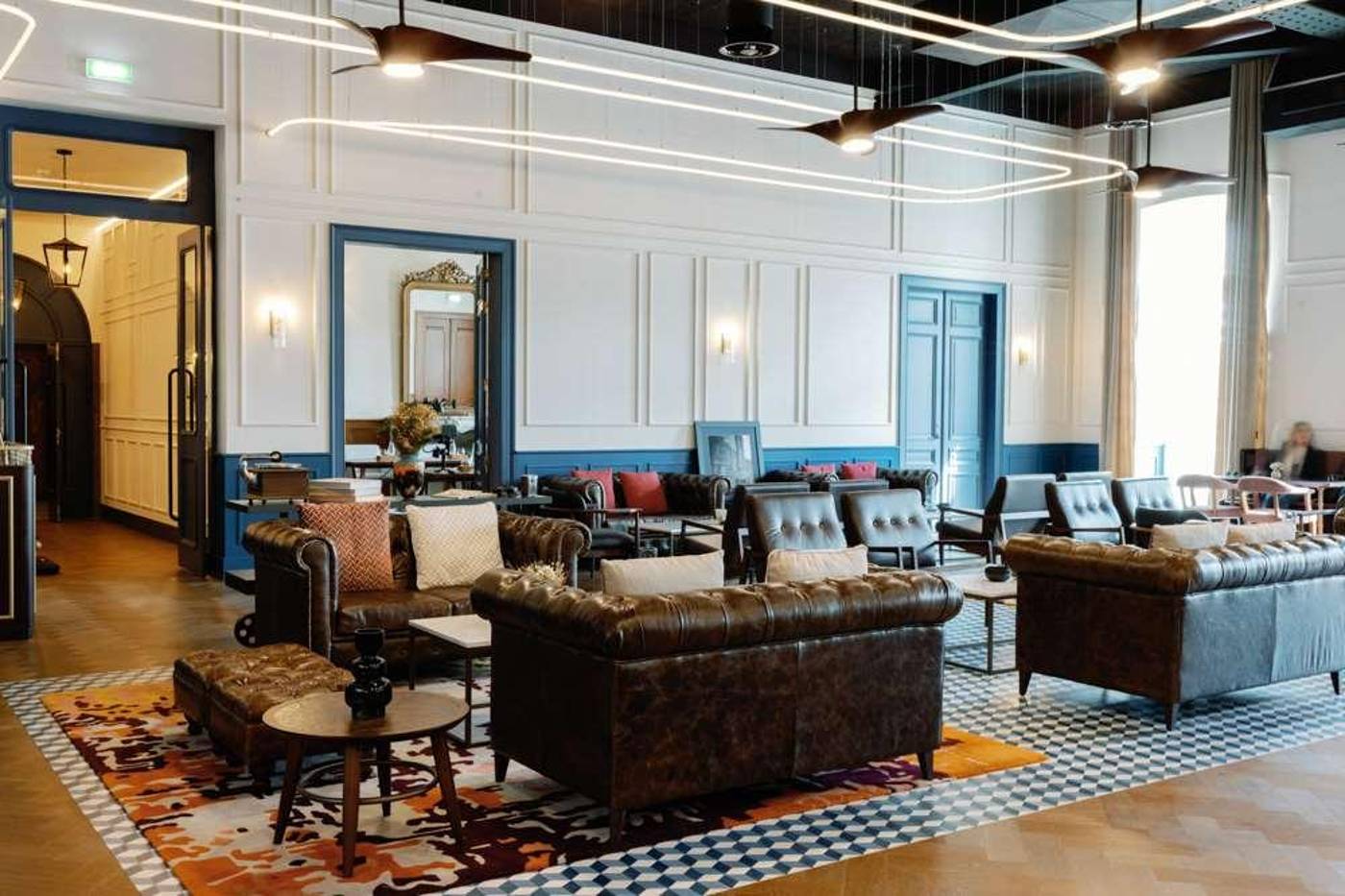 The-Editory-Riverside-Santa-Apolonia-Hotel-Bar-10