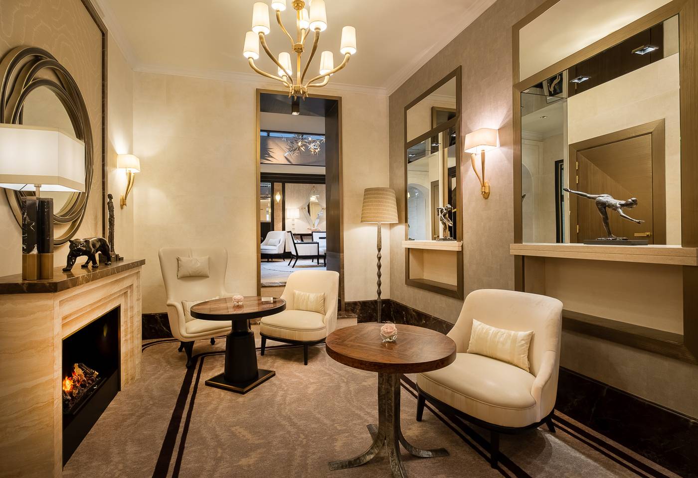 Hotel-Elysia-By-Inwood-Hotels-Lobby-9