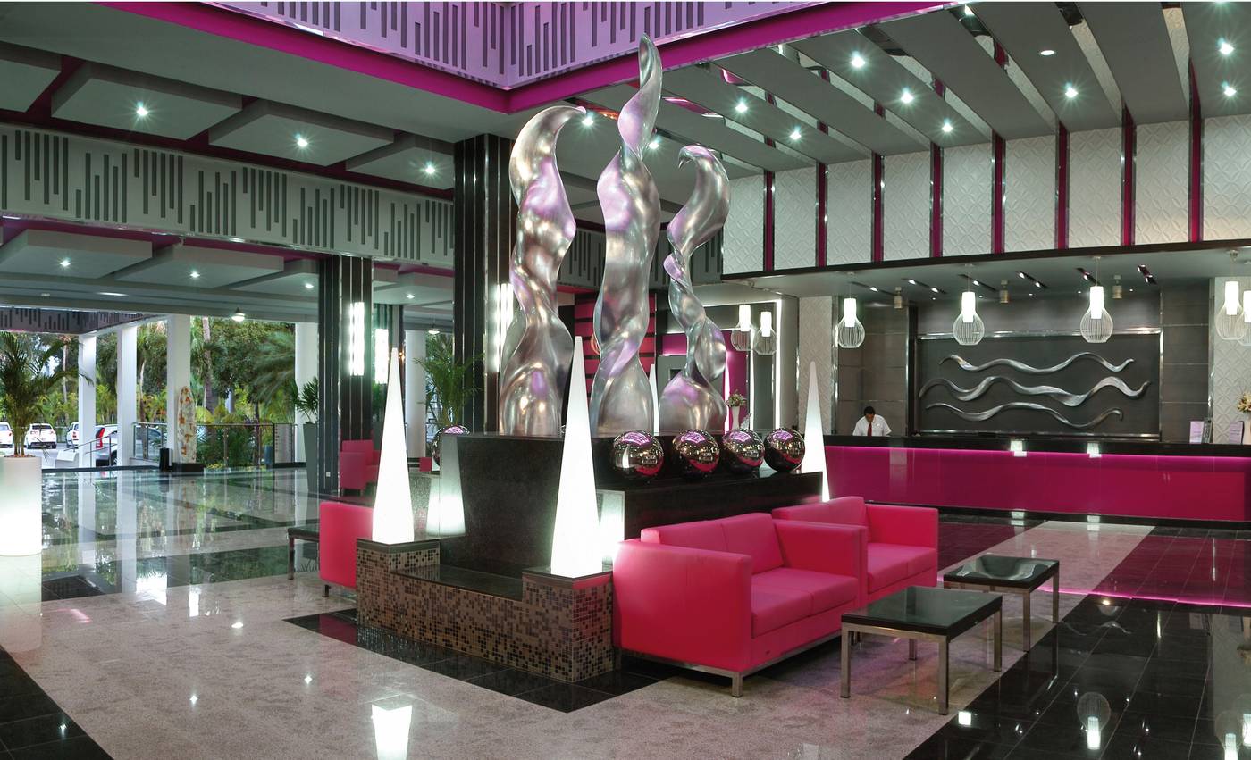 Riu-Yucatan-All-Inclusive-Lobby-38