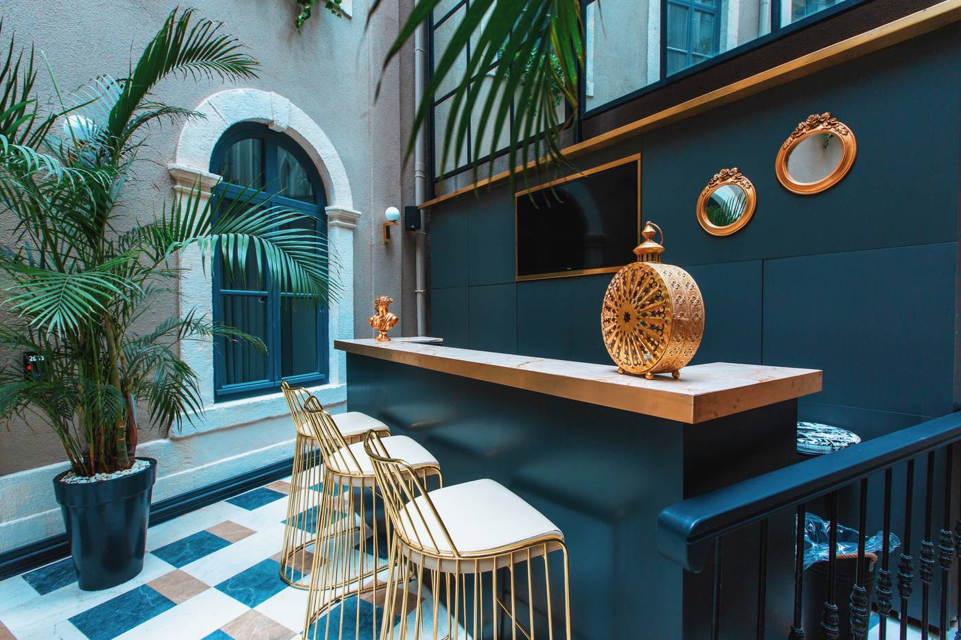 Ferman-Port-Hotel-Bar-3