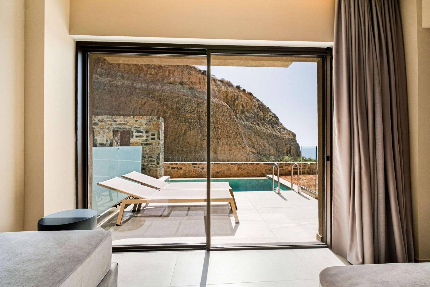 Eden-Rock-Room-39
