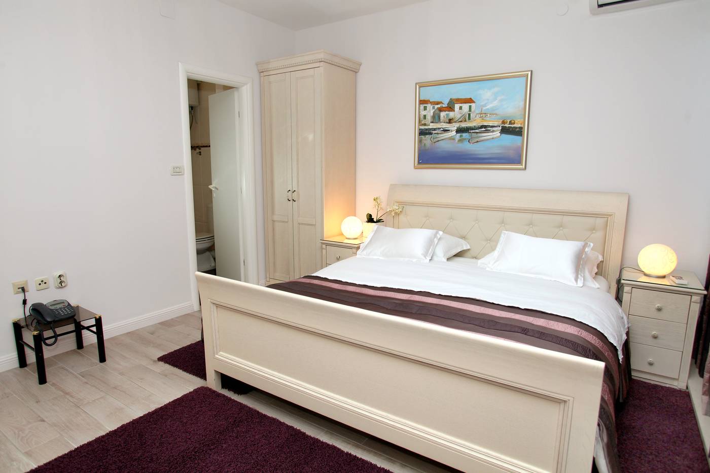 Aparthotel-Bellevue-Room-13