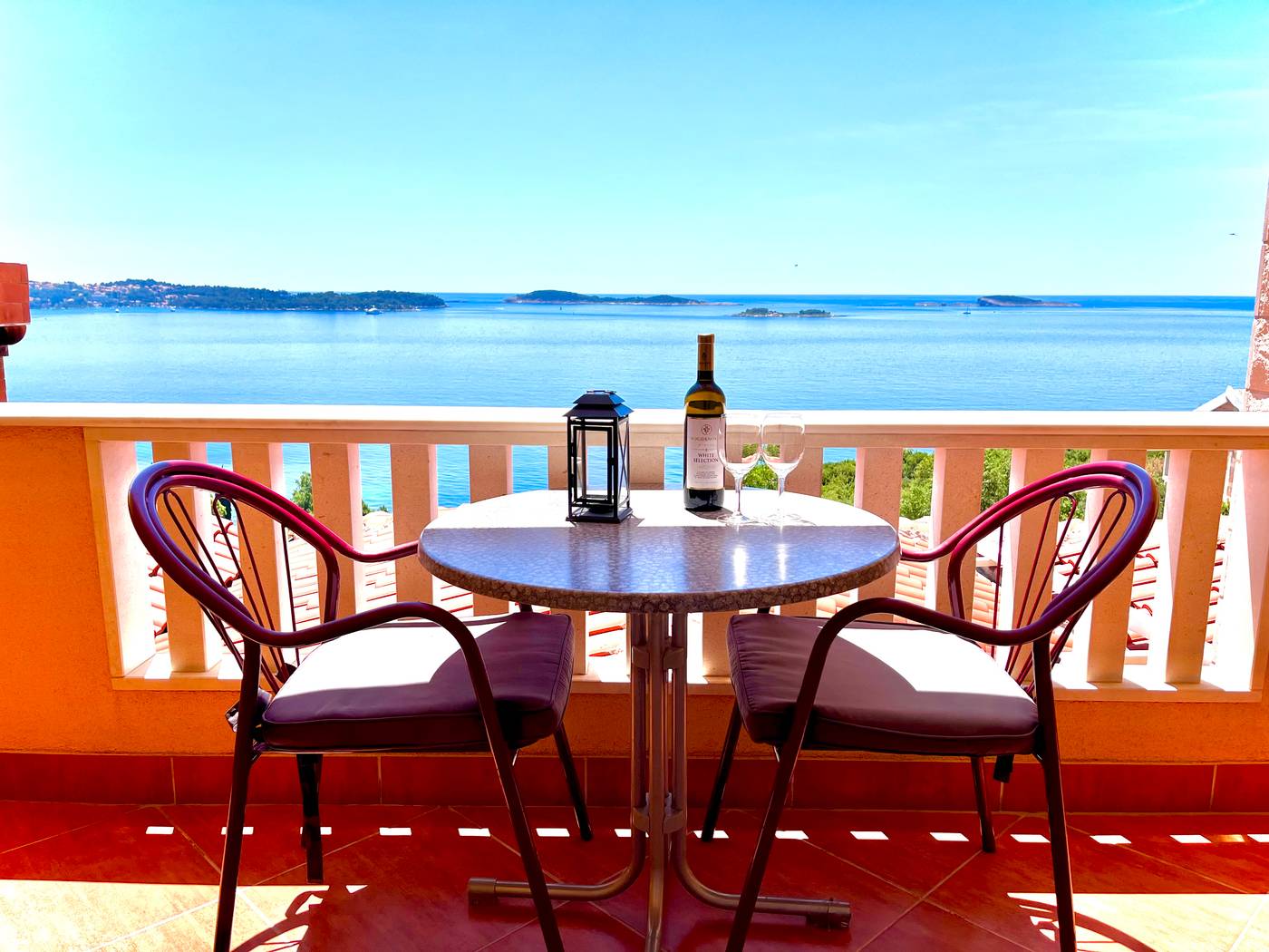 Villa-Sunset-Room-96