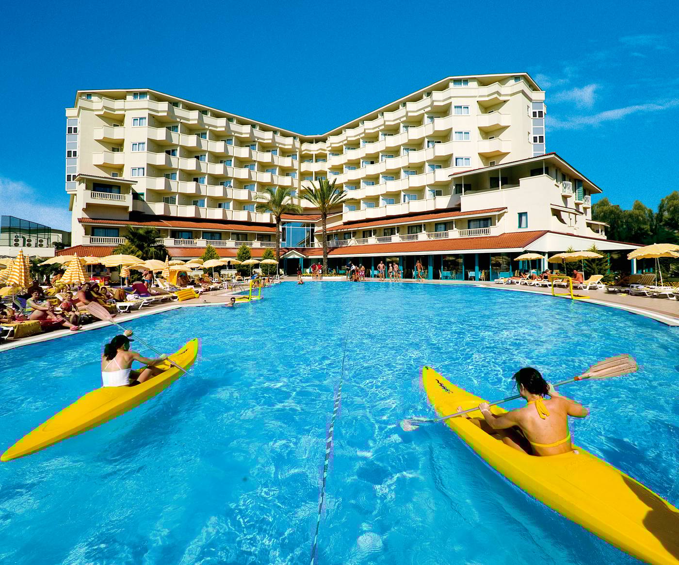 Febeach-Hotel-Side-General-view-4