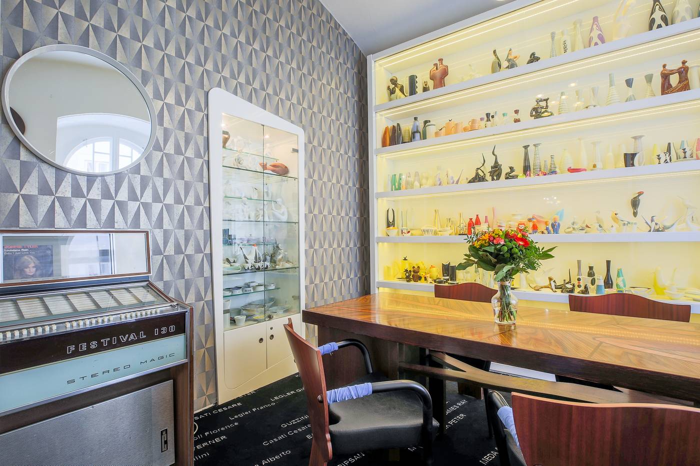 Vintage Design Hotel Sax-Czech Republic-PRAGUE Mala Strana-General view-10