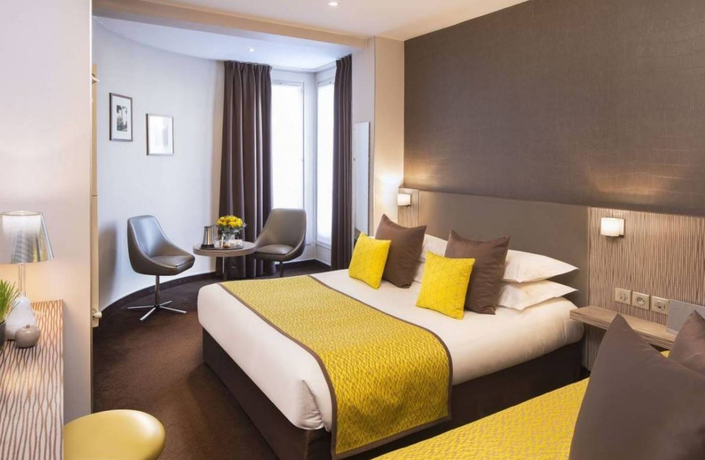 Hotel-Acropole-Room-13