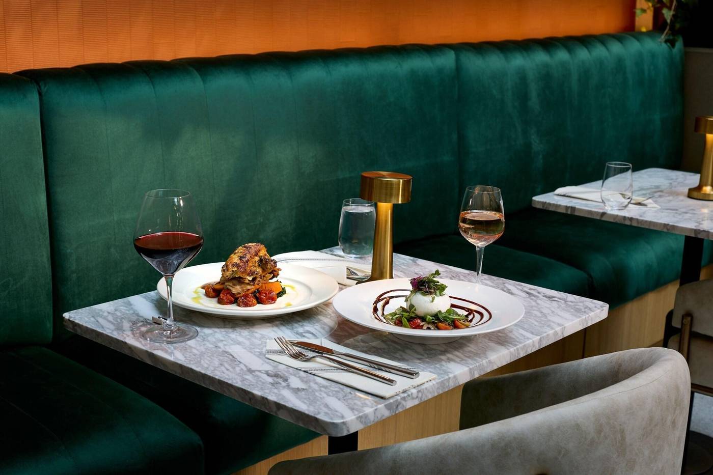 Delta-Hotels-New-York-Times-Square-Restaurant-14