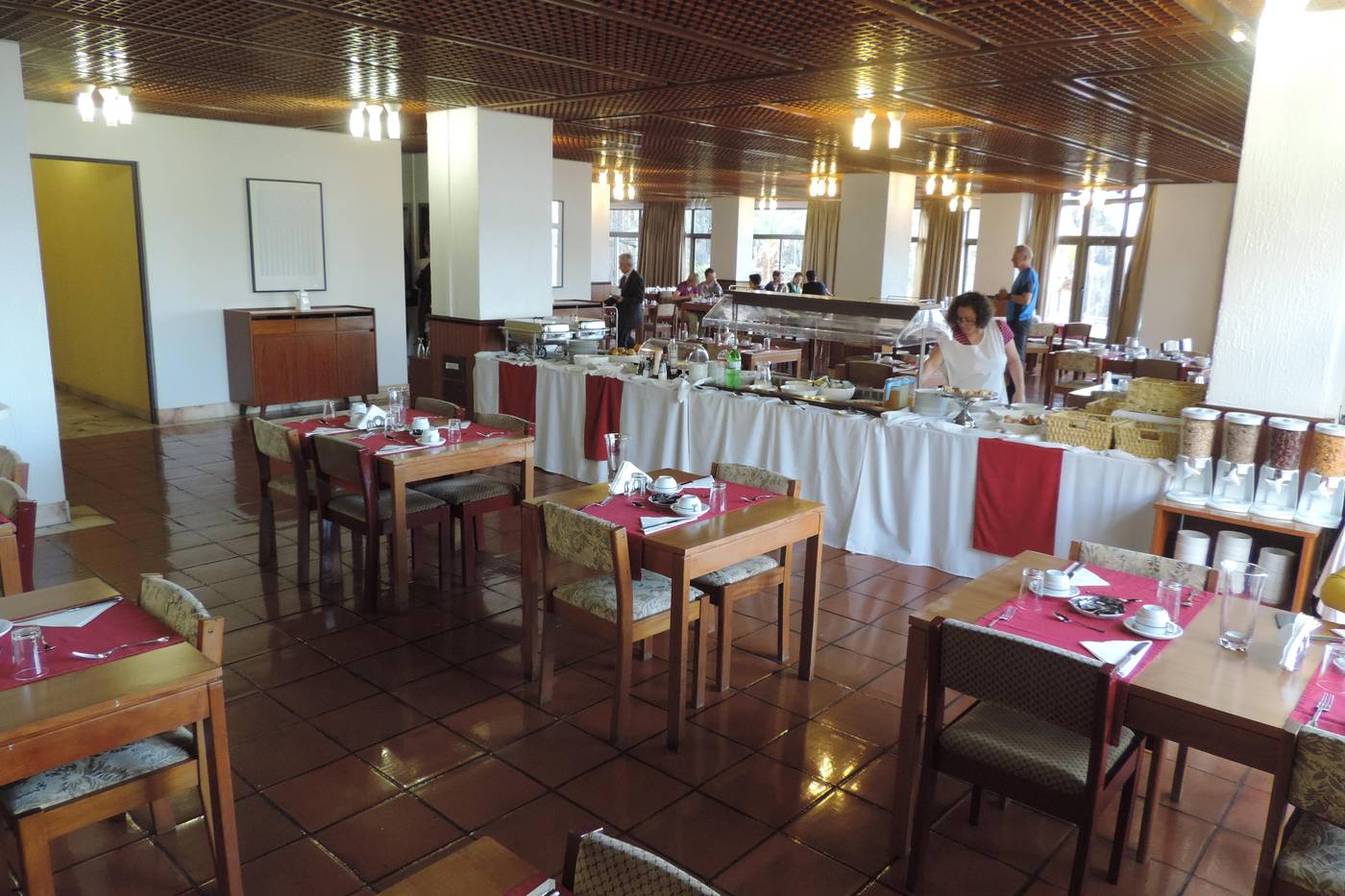 Cheerfulway-Bravamar-Hotel-Restaurant-13