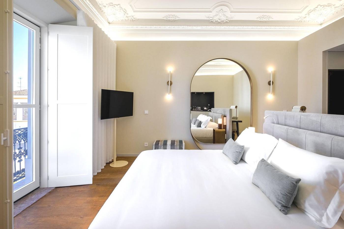 Mourasuites-Hotel-Room-23