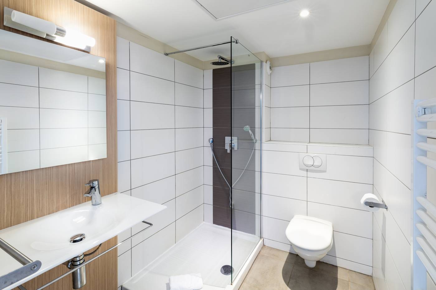 SOWELL-RESIDENCES-Les-Perles-de-Saint-Tropez-Room-29