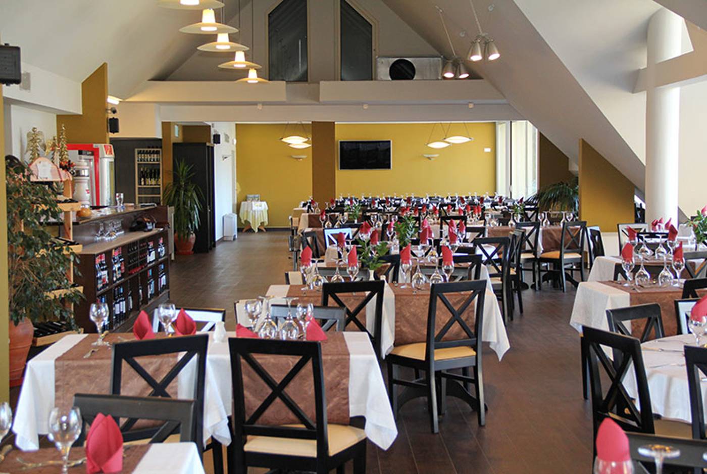 Estalagem-Eira-do-Serrado-Restaurant-18