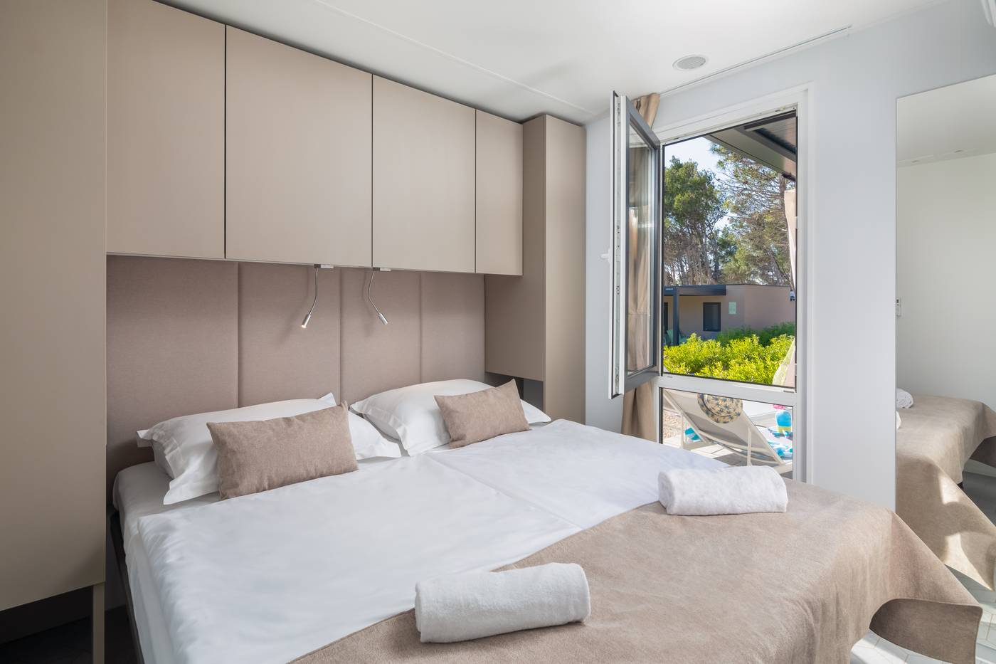 Aminess-Avalona-Camping-Resort-Room-49