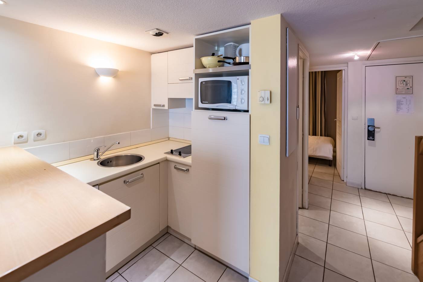 Residence-ExcelSuites-Room-27