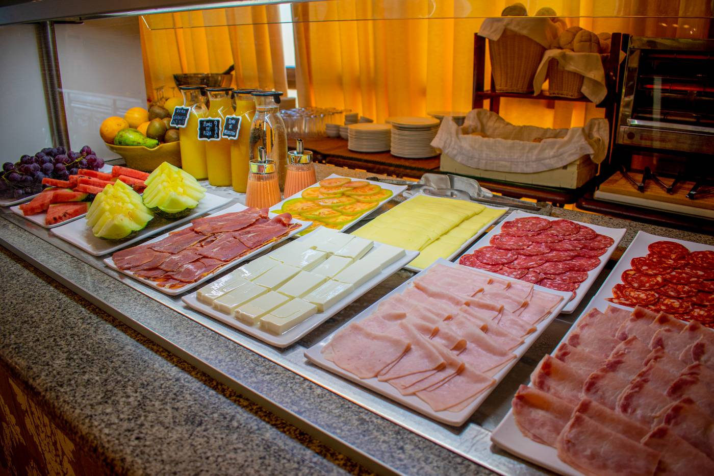 Playa-de-Regla-Restaurant-47