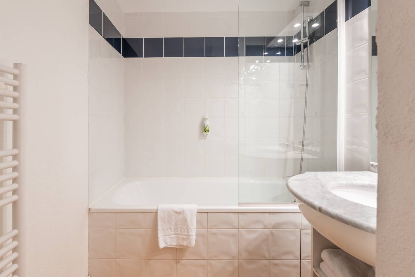 Residhotel Grenette-France-GRENOBLE-Room-7