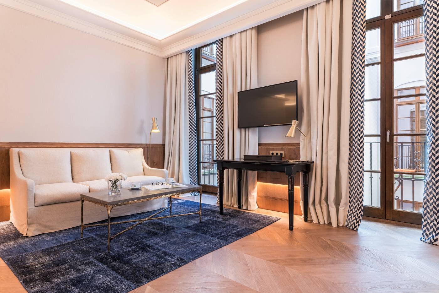 Palacio-Solecio-Room-9