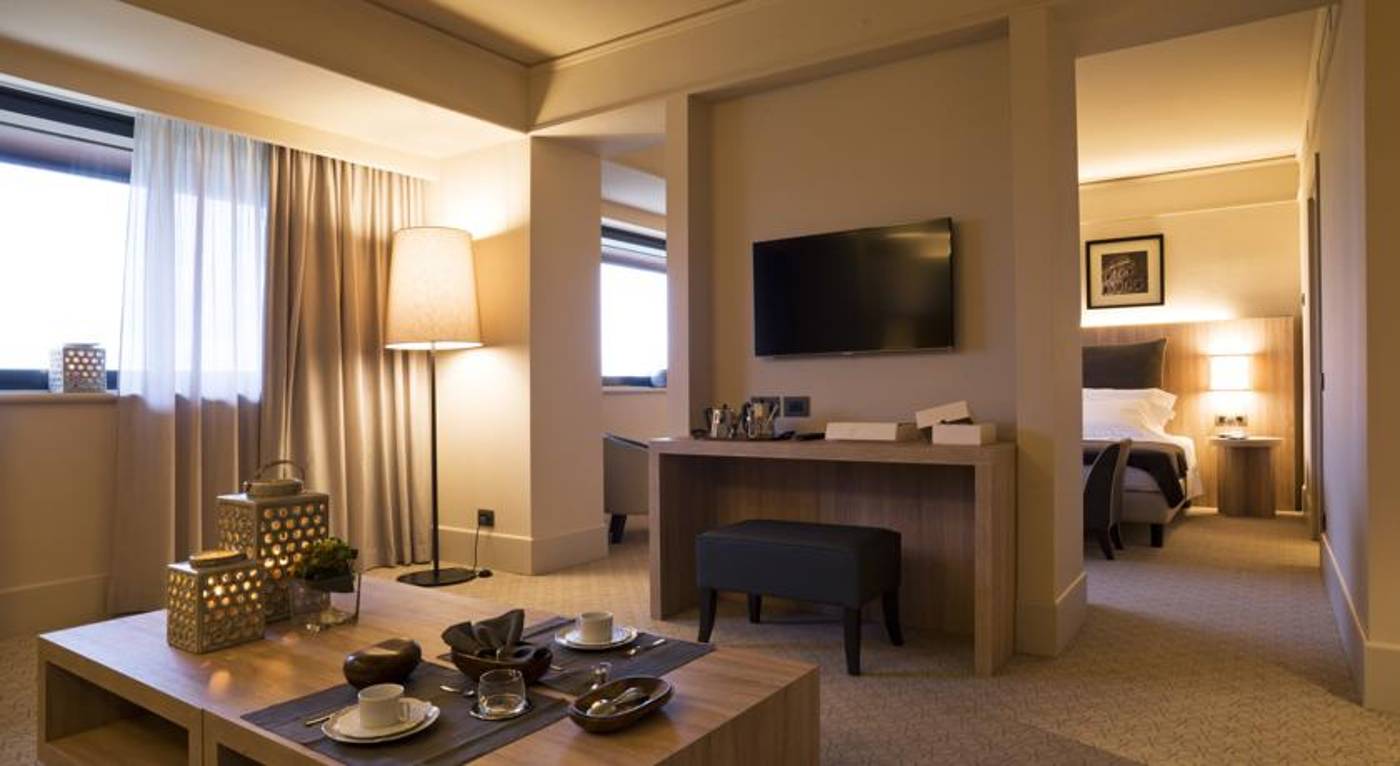 A-Roma-Lifestyle-Hotel-Room-18