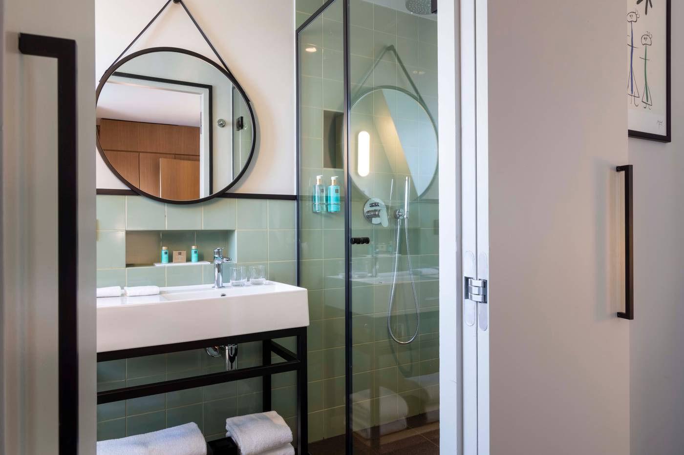 Hotel-Le-37-Bis-Room-39